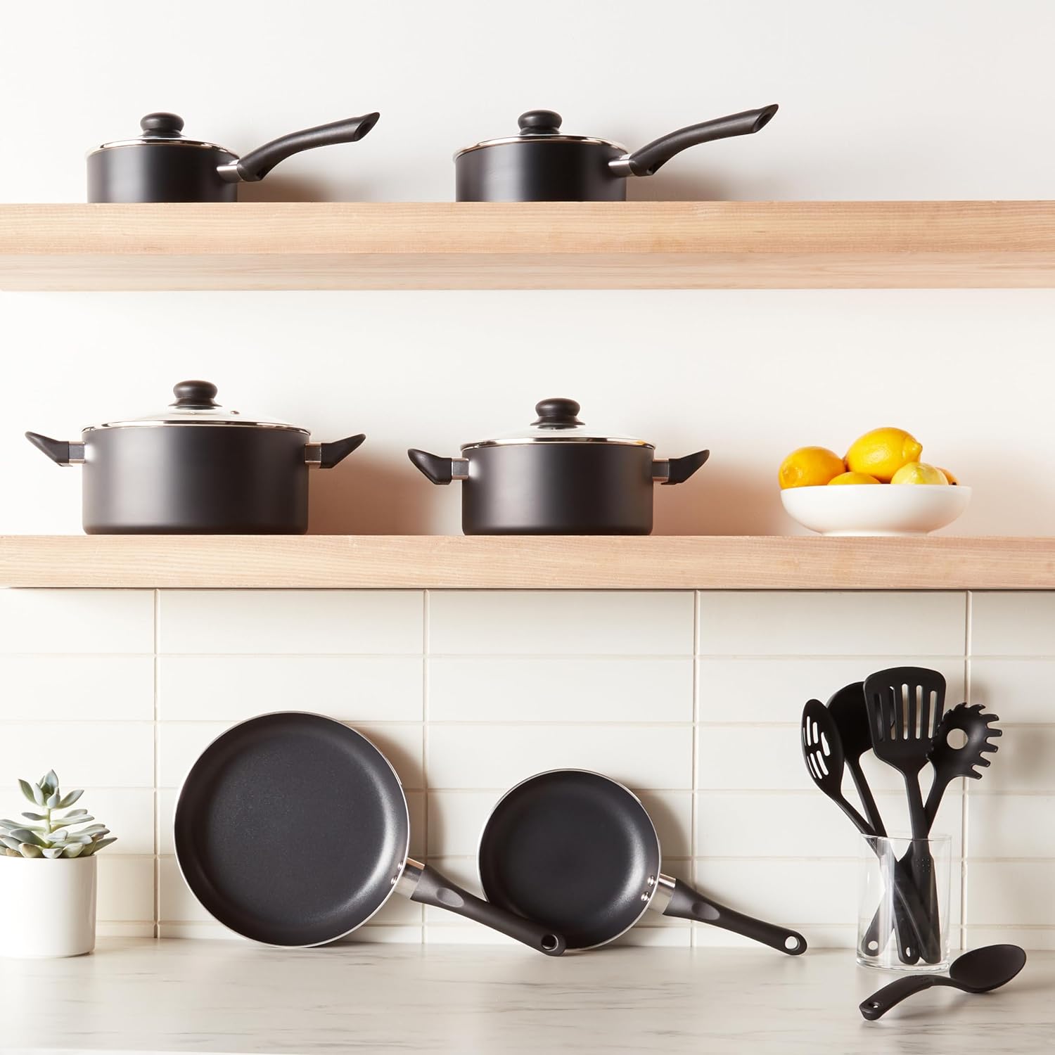 Amazon Basics Non-Stick Cookware 15-Piece Set, Pots, Pans and Utensils, Black - Image 2
